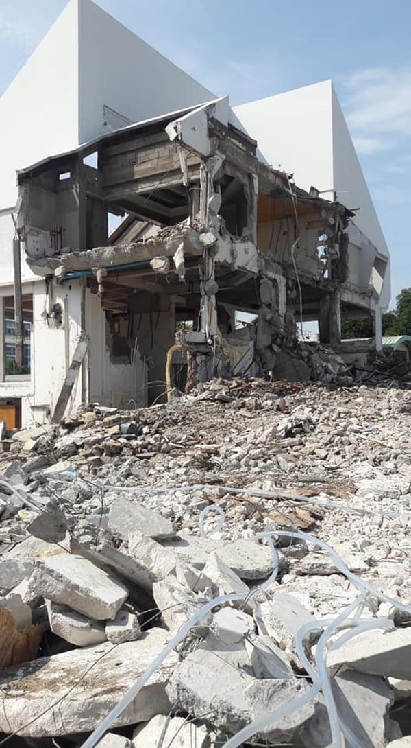 รับซื้อซากเหล็ก