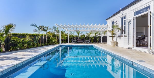 Private pool