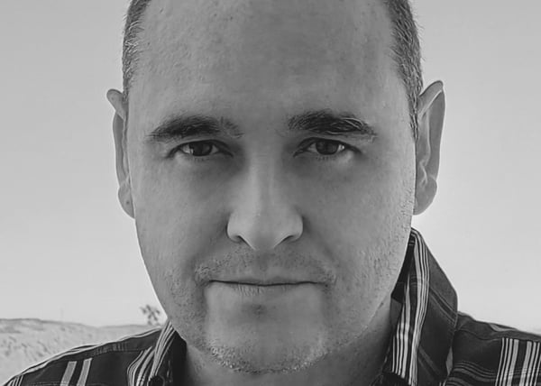 Novelista - Ramordimiento - Purgatorio -Serie Almas Perdidas