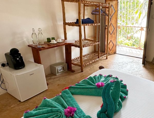 HEBE Bungalows Lodge