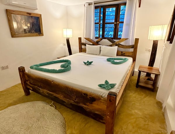 HEBE Bungalows Lodge