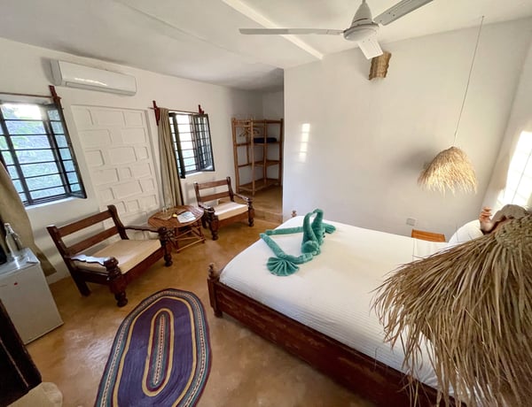 HEBE Bungalows Lodge