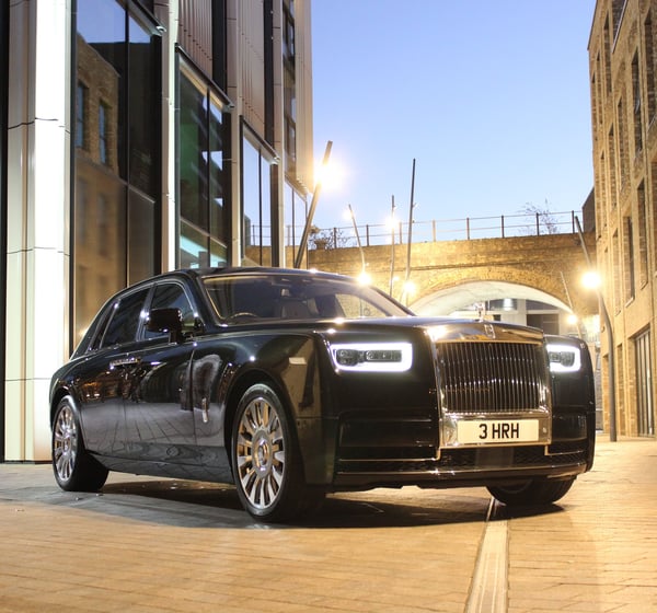 Rolls Royce To Hire Chauffeur Service | Smart City Prestige | Airport Transfers