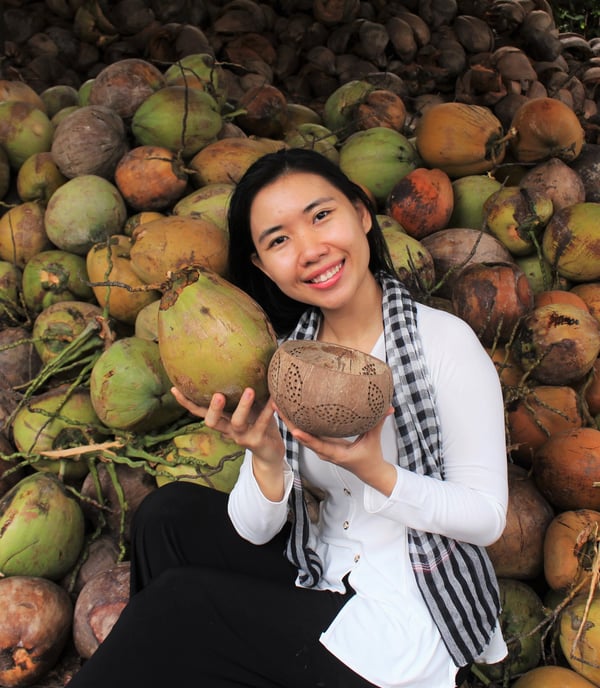 Tracy Hoang Ngan entrepreneur export import business UpBe Vietnam coconut