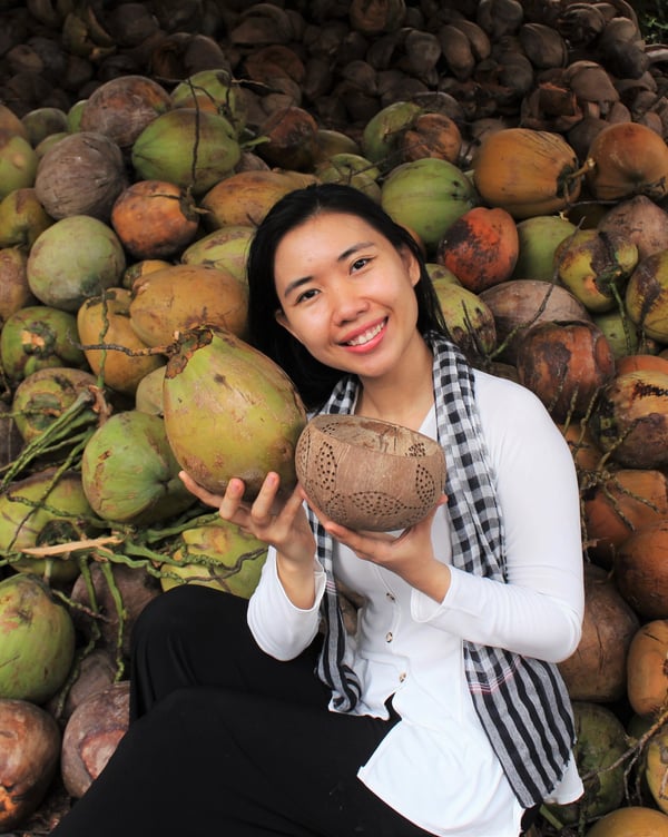 Tracy Hoang Ngan entrepreneur export import business UpBe Vietnam coconut