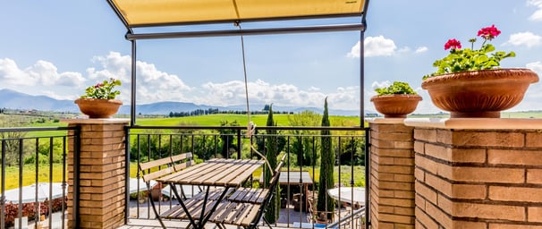 Stanza Fiordaliso con vista balcone