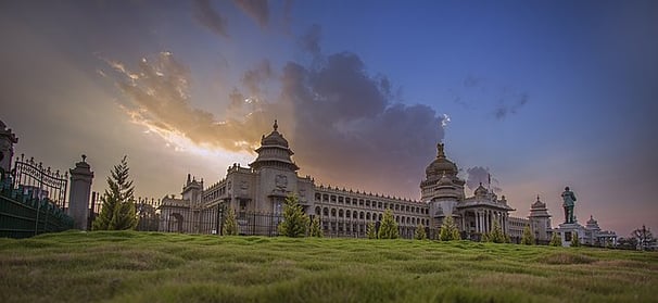 Vidhan Soudha view - Hyderabad to Bangalore tour package