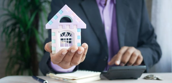 Stay connected with tenants for seamless management