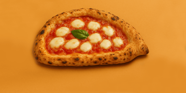 Pizza Mezzaluna