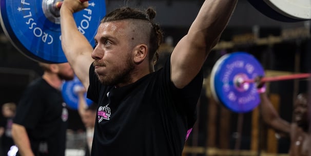 Aurélien Raibaut, fondateur de Blackbird Athletics et coach de la salle