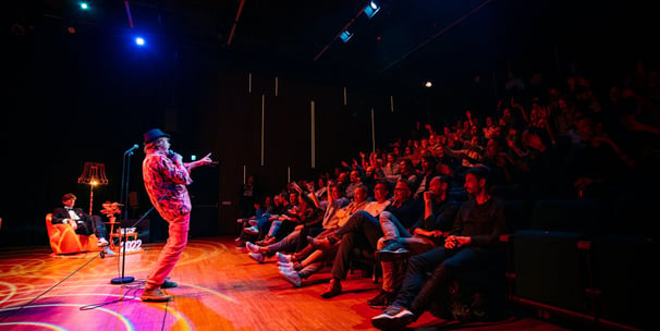 Van Piekeren in het Theater