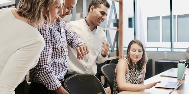 Creación web por un equipo de profesionales