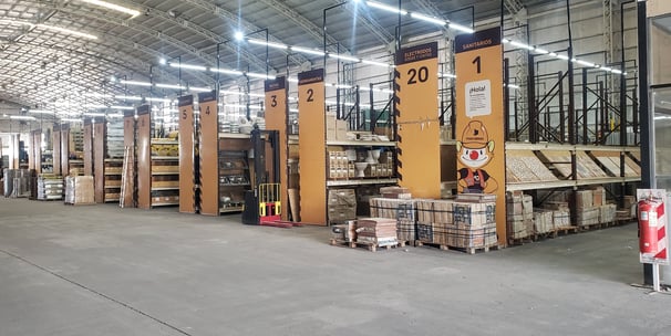 amplia variedad de materiales de construcción
