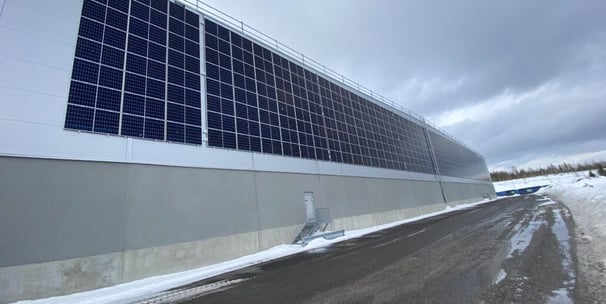 Aurinkopaneelit yrityksille