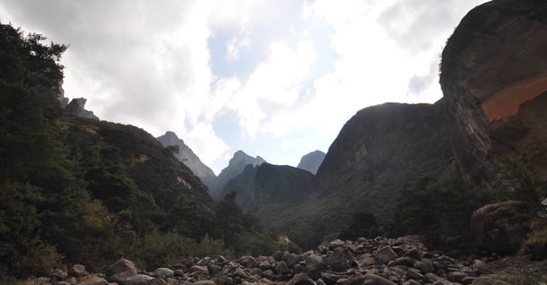 Tugela gorge walk and Policemans Helmet, Thendele Upper Camp, Drakensberg Amphitheatre, South Africa