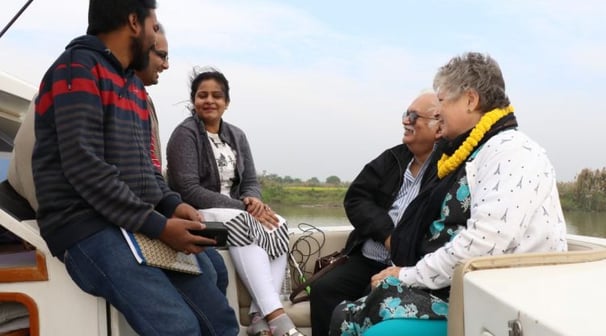 Smooth Cruise Ride || Boat Cruise In And Around Kolkata