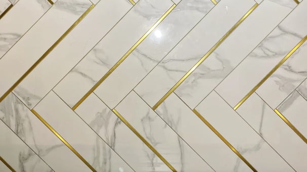 this image herringbone pattern tiles