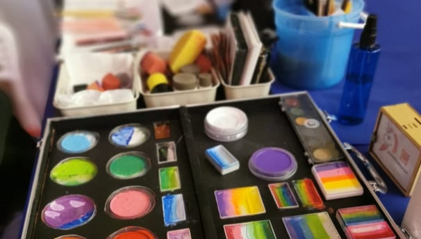 Bunte Farben Kinderschminken Pinselbunt Pinneberg