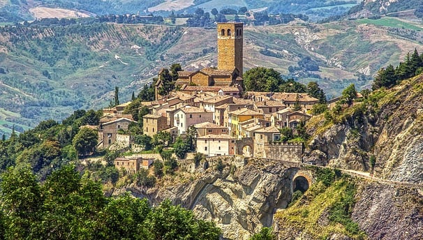 Castello di San Leo, Mura Borgo medioevale