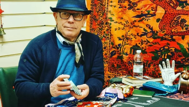 Rob hamilton author is also a hand and tarot reader