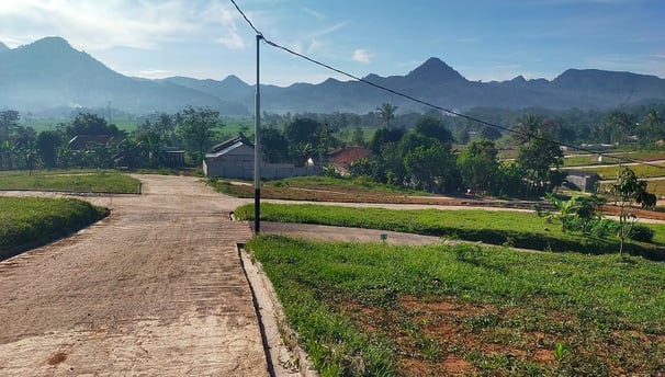 Suasana Lingkungan Kavling Nuansa Alam Golden View - Hijau & Nyaman