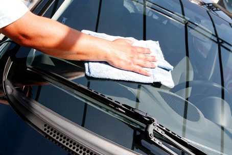Lavage de vitres voiture à domicile