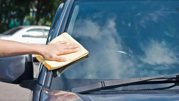 Emergency windshield service