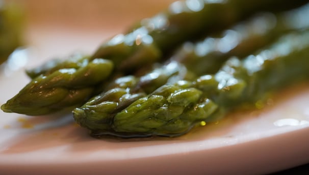 délicieuses asperges vertes