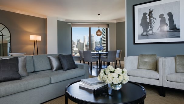 Four Seasons Hotel Sydney room