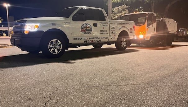SHOPPING PLAZA PARKING SWEEPING SERVICES