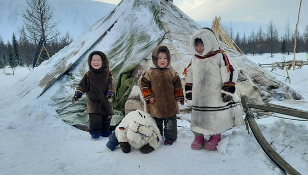 Inuit children