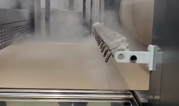 Spray humidification system