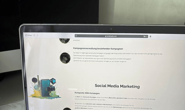LunaticAds Marketing Office2