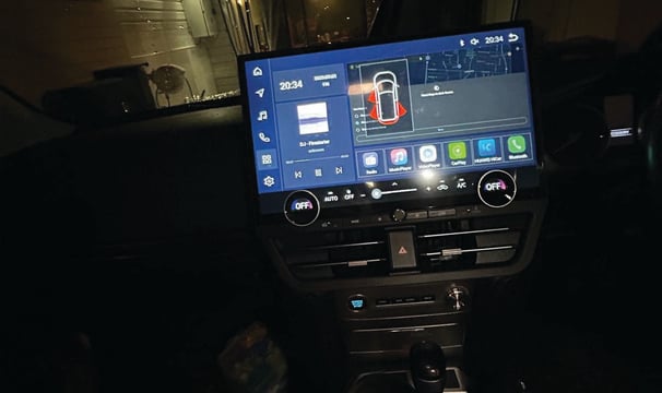 Toyota LandCruiser Sahara head unit upgrade surfers paradise