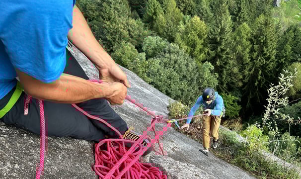 Self rescue for rock climbers