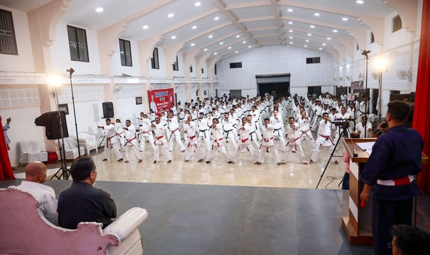 Kyoshi Lince Ravi giving training to masters 