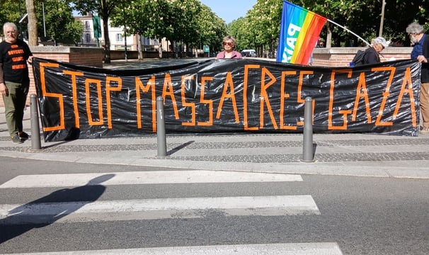 Banderole stop massacre à Gaza