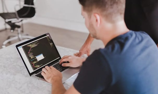 Código Binário Programador