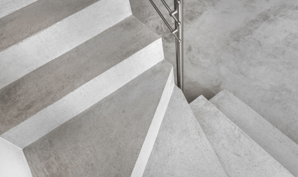 Escalera realizada en microcemento epoxi