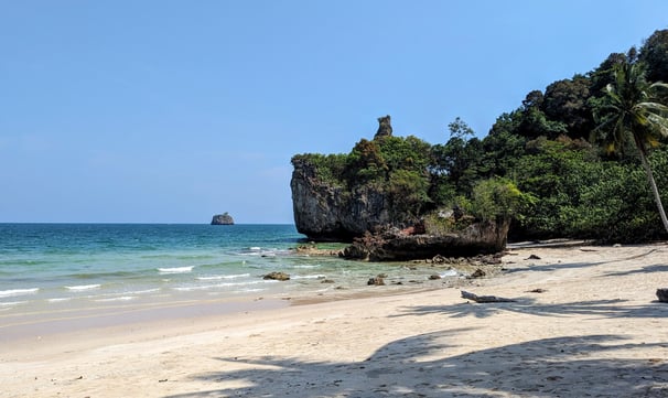 Ban Thong Dang (บ้านทองแดง), Chumphon