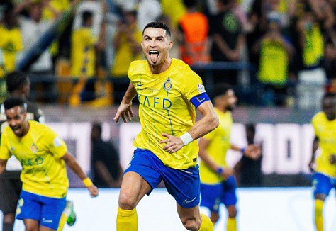 Cristiano Ronaldo com a língua de fora