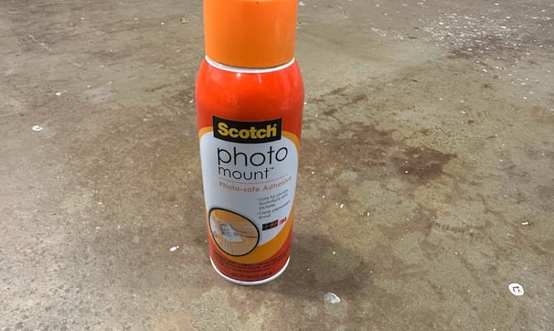 Spray adhesive photo mount