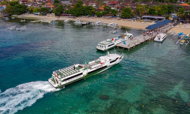 padangbai pier