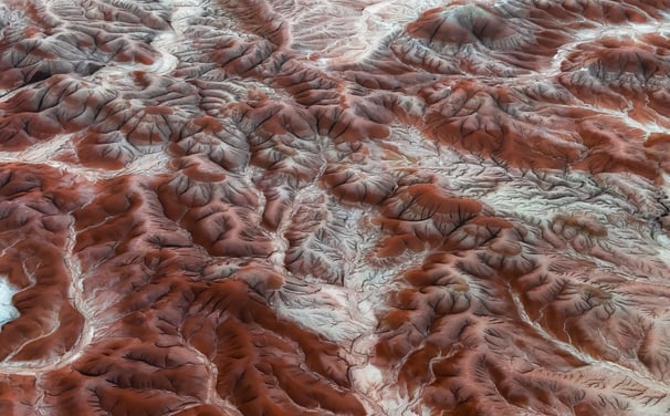 a close up of a mountain range with a view of the mountains