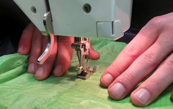 Naaimachine maatwerk bij Sisu Repair