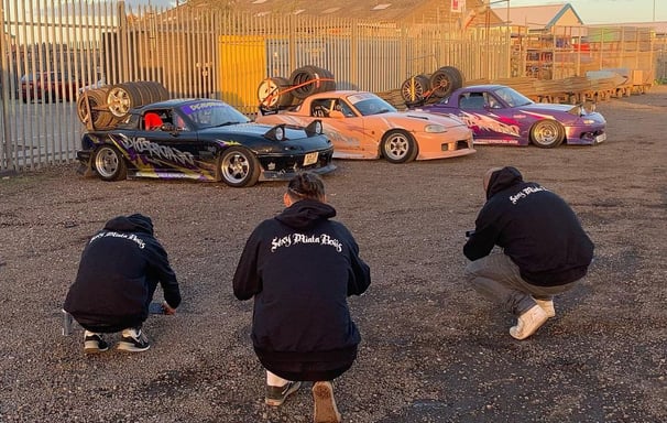sexy miata boiis taking pictures of a mx5s