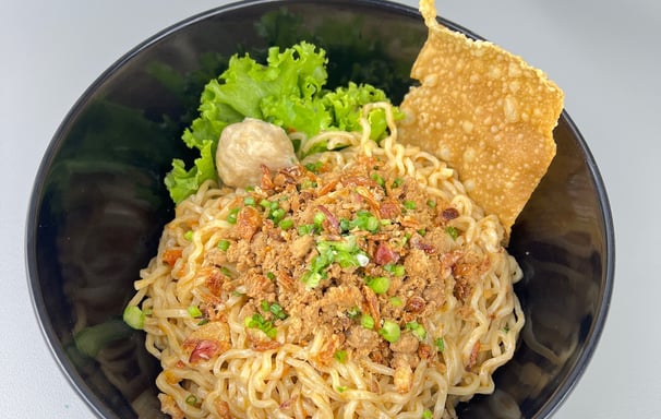 Mie Bakwan NYOSS