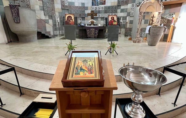 Українська православна церква у Штутгарті у свято Входу Господнього в Єрусалим