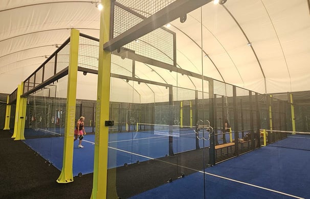 1 v 1 Padel Court