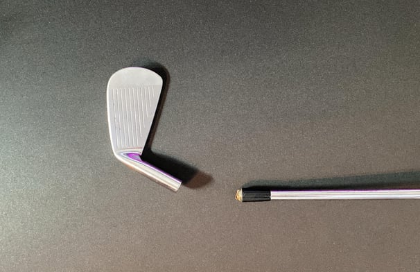 PALO DE GOLF ROTO
